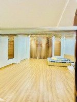 Bán Nhà Phú Thượng Tây Hồ 55M 5 Tầng Thang Máy 9,8 Tỷ Hai Thoáng