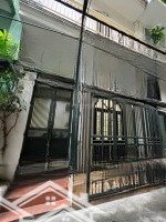 Bán Nhà 3 Tầng Phố Ngọc Lâm, Long Biên - 2 Mặt Ngõ Thoáng - Cách Mặt Phố 30M - Giá Chỉ 235 Triệuiệu/M²