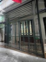 Bán Nhà 3 Tầng Phố Ngọc Lâm, Long Biên - 2 Mặt Ngõ Thoáng - Cách Mặt Phố 30M - Giá Chỉ 235 Triệuiệu/M²