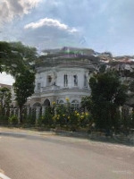 Bán Căn Biệt Thự Góc 2 Mặt Tiền Khu Cityland Garden Emart, Dt: 10 X 21M Có Thang Máy