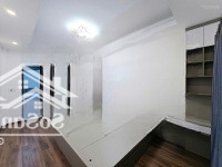 Nhà Lô Góc 3 Mặt Thoáng - Ngõ Thông - Sân Để Xe Riêng - Ngay Trung Tâm Đống Đa - 32M2/5T - Chỉ 7 Tỷ