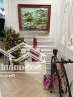 Bán Căn 97M2 ( 3 Phòng Ngủ- 2Vs) Tầng Cao Đẹp - View Vinhomes Đã Có Đồ Đã Có Sổ Hồng Giá Rẻ Nhất 6,2 Tỷ