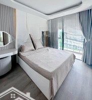 Bán Nhanh Căn Hộ Khu Diamond Brilliant Celadon City, 96M2 2 Phòng Ngủ Full Nội Thất, Giá Bán 5.65 Tỷ