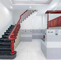 Nhà trệt lầu hẻm 11 Nguyễn Văn Linh - Cách bệnh viện ĐK Trung Ương 300m