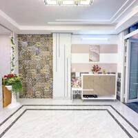 Nhà lầu mới Full nội thất, gần Đại Học Cần Thơ, đậu ô tô trong nhà