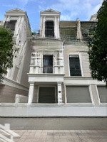 Bán Nhanh Nhà Phố 126M2 Giá Bán 20.2 Tỷ Tại Vinhomes Grand Park