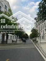 Bán Nhanh Nhà Phố 126M2 Giá Bán 20.2 Tỷ Tại Vinhomes Grand Park