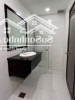 Căn Hộ Studio 30M2 Tách Bếp, Full Nt, Ngay Điện Biên Phủ Ngã Tư Hàng Xanh. Gần Gtvt, Ftu, Hutech