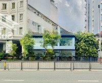 Cho Thuê Nhà 178Bis Nguyễn Văn Trỗi, Phú Nhuận (18X20M, Hầm 3 Tầng) Giá Bán 178 Triệu (Tl)