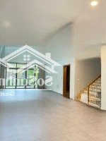 Cho Thuê Villa 5 Phòng Tại Thủ Đức (Q9 Cũ) Riviera Cove, Giá Chỉ 40 Triệu/Tháng