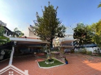 Villa Biệt Thự Thảo Điền Cần Cho Thuê Liên Hệ Hà Thanh 0931143938