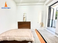 Căn Hộ Ban Công Có Nội Thất Ngay Đảo Kim Cương