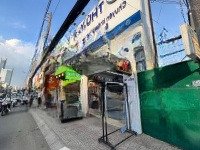 Một Căn Nhà Cần Bán Gấp Chia Tài Sản Mặt Tiền Bề Ngang 9M