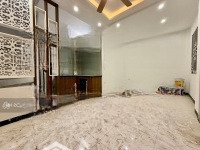 Khu Vực Vàng Ngõ An Sơn - Đại La 30M2, 5 Tầng 3 Ngủ, Mặt Tiền Rộng 5.7M. Gần Phố, An Sinh Đỉnh