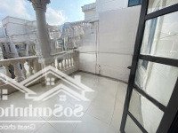 Phòng Sạch Đẹp Ban Công Sẵn Nội Thất Gần Chợ , Phòng Rộng Siêu Xinh Liên Hệ: 0909756935