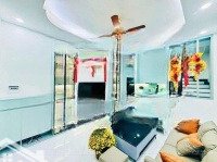 Bán Nhà Đội Cấn, Ba Đình Diện Tích 40M2 * 4 Tầng Giá Bán 6,8 Tỷ