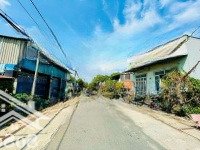 Đất Củ Chi, Quốc Lộ 22, 10X37M Sổ Riêng Giá Bán 1 Tỷ 990 Còn Bớt