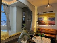 Cho Thuê Siêu Phẩm Penthouse 2 Phòng Ngủcao Cấp Sát Quận 1