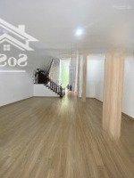 Chính Chủ Cho Thuê Nhà Trung Kính 5 Tầng Có Thang Máy Diện Tích Lớn 135M* 5T.giá 53 Triệu/Th