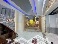Nhà 2 Tầng - Ngay Chợ Thủ Đức- Ga Metro - Ngang 5M - 4 Phòng Ngủ- 20M Ra Mặt Tiền Đường Chỉ..