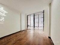 Siêu Phẩm Cầu Giấy - Một Nhà Ra Phố - Phân Lô Ô Tô - Thang Máy Vèo Vèo