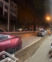 Bá.n Nhà Mặt Phố Lạc Long Quân, 5 Tầng, Nhà Đẹp Hồ Tây Lộng Gió