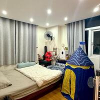 Căn 82m2 Hoàng Kim Thế Gia, sổ hồng sẵn, thanh toán 950tr ở ngay, nhà mới