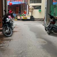 Hoàng Quốc Việt, hàng hiếm, nhỏ xinh, oto đỗ cổng, vài bước ra phố, 3.58 tỷ