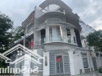 Chủ Cần Bán Nhà Mặt Phố Nguyễn Thị Nhung Khu Cty Vạn Phúc,Diện Tích8M X 21M Giá Bán 30 Tỷ