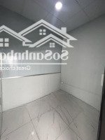 Tặng Nội Thất Khi Mua Nhà. Chỉ 4 Tỷ85- Nhà 5 Tầng. Ngay Hồ Điều Hòa, Công Viên Âm Nhạc. Đh Phenika