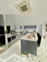 Bán Nhà Phố Mặt Tiền Đường Cao Đức Lân(18M) 8X20 Hầm+ 4 Tầng Giá Bán 36.5 Tỷ ( Giá Tốt Nhất Thị Trường)