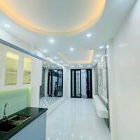 Bán Nhà 3 Phòng Ngủ, Ngõ Hoà Bình 4, Minh Khai, 30m2 Chỉ 5.7 Tỷ