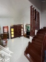 Hàng Độc ! Chùa Láng, Phân Lô, Gần Ô Tô, Ngõ Thông, Nhà Đẹp, Ở Luôn, Dân Trí Tốt 41Mx5Tầng