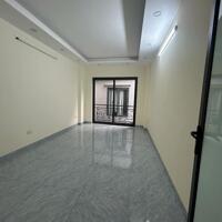 Nhà 6 Ngủ Phố Lĩnh Nam, Mặt Ngõ, Gần Phố, 50m2, Chỉ Nhỉnh 8 Tỷ