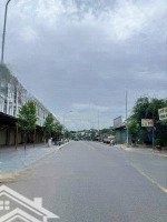 Chốt Nhanh Nhà Mặt Tiền 3 Tang Kd Sầm Uất Nguyễn Thị Khắp Chỉ 5.5 Tỷ Vị Trí Trung Tâm Tp Dĩ An.