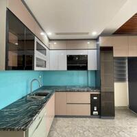 BÁN NHÀ 7 TẦNG THANG MÁY – NGUYỄN VĂN CỪ, LONG BIÊN – 12.8 TỶ