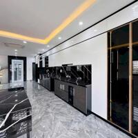 Phân lô Nguyễn Thị Định, Cầu Giấy, 8 tầng, thang máy, đường 8m, vỉa hè, gần 70m chỉ 32 tỷ