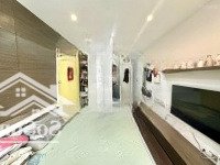 Siêu Phẩm Nhà Đẹp Yên Lãng,Phân Lô Ô Tô Cách Phố 15M 50M² 6 Tầng Thang Máy Giá Chỉ 14.8 Tỷ