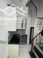 Bán Nr Tại Đường Lĩnh Nam, Hoàng Mai, Hà Nội, 4,7 Tỷ, 25 M2,Trung Tâm Phố,Sdcc