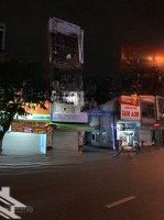 2 Mặt Tiền Đường Bạch Đằng P2 Tân Bình. Dt: 4.23X15M Nở Hậu 5.55M. Hđt 80 Triệu Vị Trí Siêu Rẻ