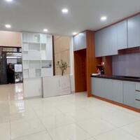 BÁN NHÀ ĐẸP MẶT TIỀN NGANG 7M, NGÃ 4 THỦ ĐỨC  – OTO VÀO NHÀ – DIỆN TÍCH KHỦNG 135M2 – GIÁ TỐT