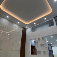BÁN NHÀ ĐẸP MẶT TIỀN NGANG 7M, NGÃ 4 THỦ ĐỨC  – OTO VÀO NHÀ – DIỆN TÍCH KHỦNG 135M2 – GIÁ TỐT