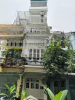 Trung Tâm Đống Đa Quận- Nhà Dân Xây Chắc Nịch- Mới Đẹp Full Nội Thất- Ô Tô Đỗ Cửa- Ô Chờ Thang Máy.