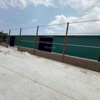 Cho thuê kho xưởng tại 500m2 Xuân Phương, Nhổn, Đường Ql32 Hà Nội. 0819980000