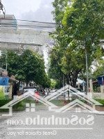 Mặt Ngõ 10M - Bán Nhà Trung Kính : 70M2 5 Tầng - Mặt Tiền 5.2M - Vỉa Hè To - Phân Lô Vip