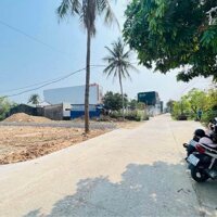 Đất Chiết Bi Phú Thượng ngay cạnh khu đô thị Phú Mỹ Thượng, cách đường chính TL10 vài bước chân