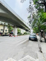 Bán Nhà Mặt Phố Hào Nam, Đống Đa, Kinh Doanh, Lô Góc,Diện Tích65M2*Mặt Tiền10M* Giá Bán 21.5 Tỷ