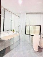 Nguyễn Đình Hoàn, Trung Tâm Cầu Giấy- Nhà Mới- Khách Thích Là Chốt Cầu Giấy 7Tỷ4 Mà 4 Ngủ - 30M Ra