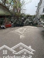 Cần Bán Mảnh Đất,Diện Tích68,4M2. Phân Lô Bàn Cờ Tại Văn Điển. Giá Hơn 13.6 Tỷ. Liên Hệ: 0986341222
