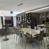 Bán Căn Penthouses Saigon Airport , 4PN, 3WC , 2 Sân Vườn , 309m2 , Không Nội Thất , Sổ Hồng Riêng , Giá : 20 Tỷ